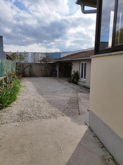Villa L'Hirondelle Du Faubourg Bar-sur-Aube Exterior foto